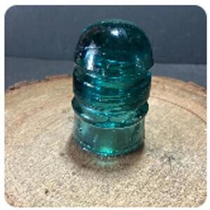 Beehive Style Insulator Hemingray CD 145 Antique B Aqua Blue Glass